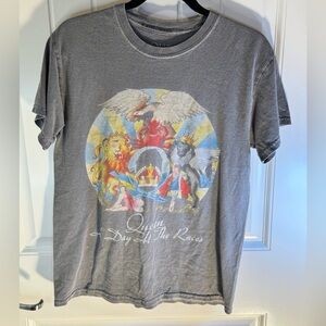 Men’s Small Queen “A Day at the Races” Gray Tee
